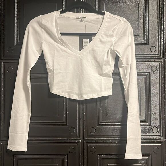 Fashion nova  crop top - Picture 3 of 4